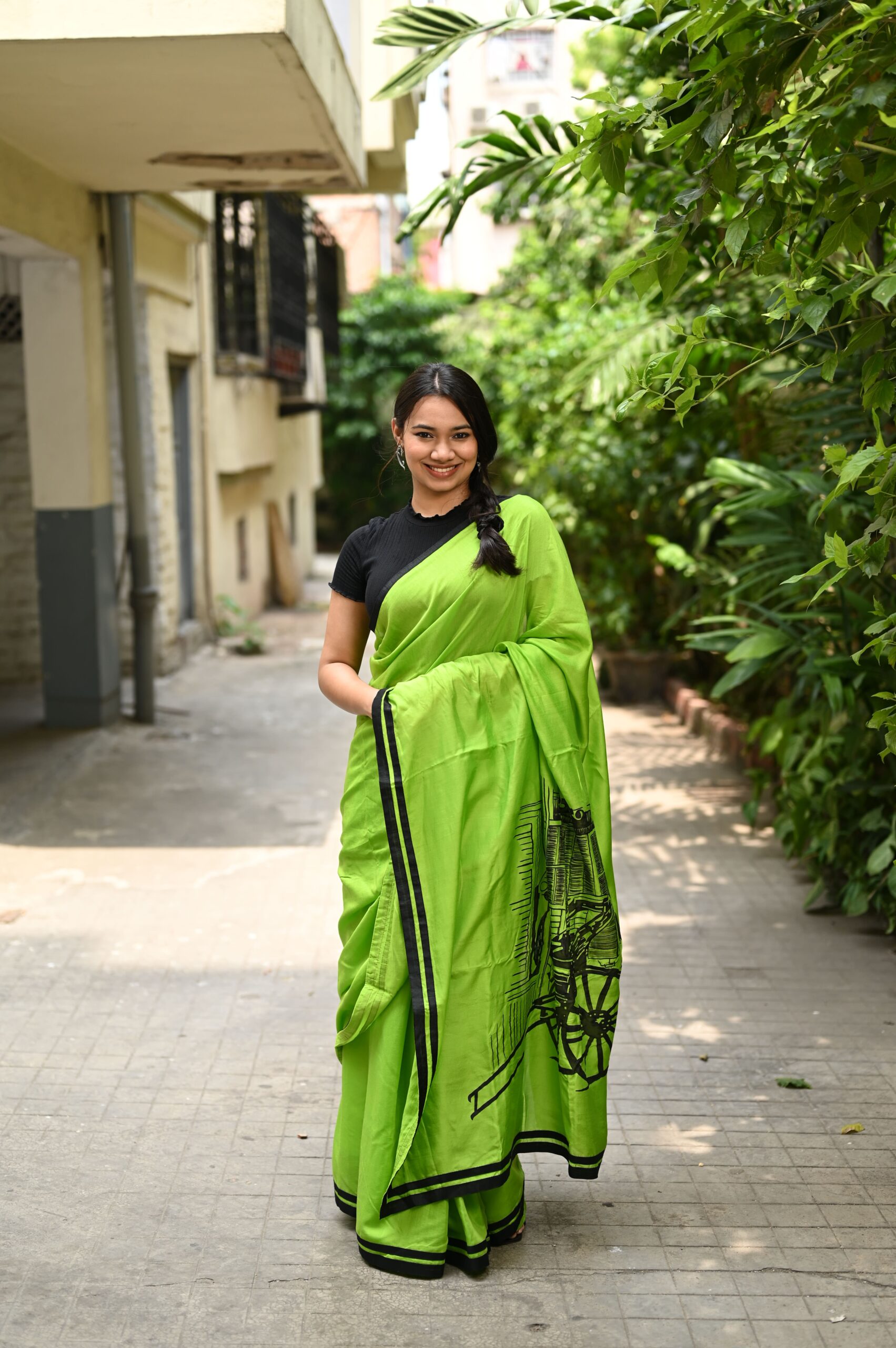 Neon Green Muslin Silk Saree (Hand-Painted Kolkata Art) thumbnail