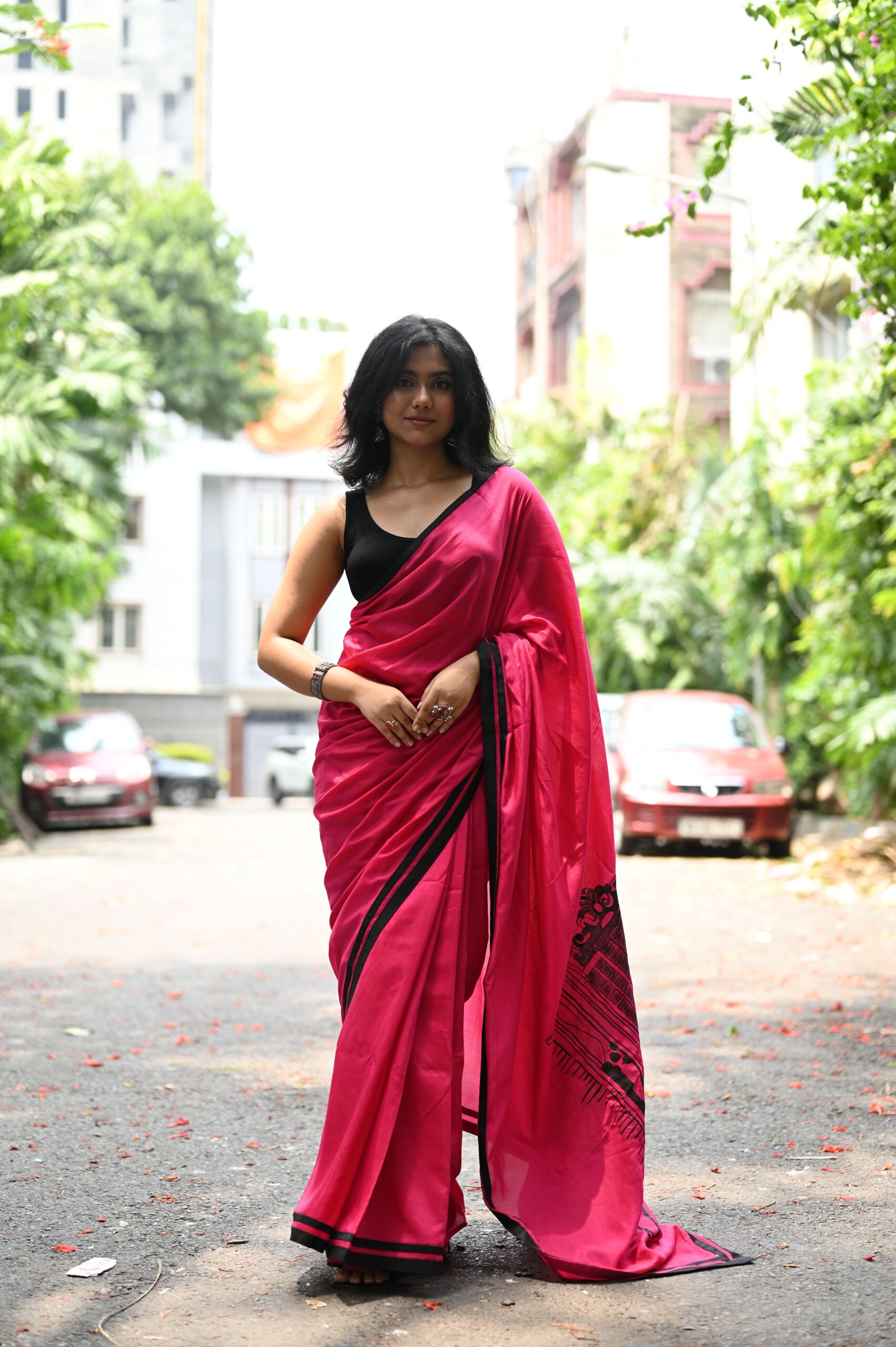 Fuchsia Pink Muslin Silk Saree (Kolkata Cityscape Art) thumbnail