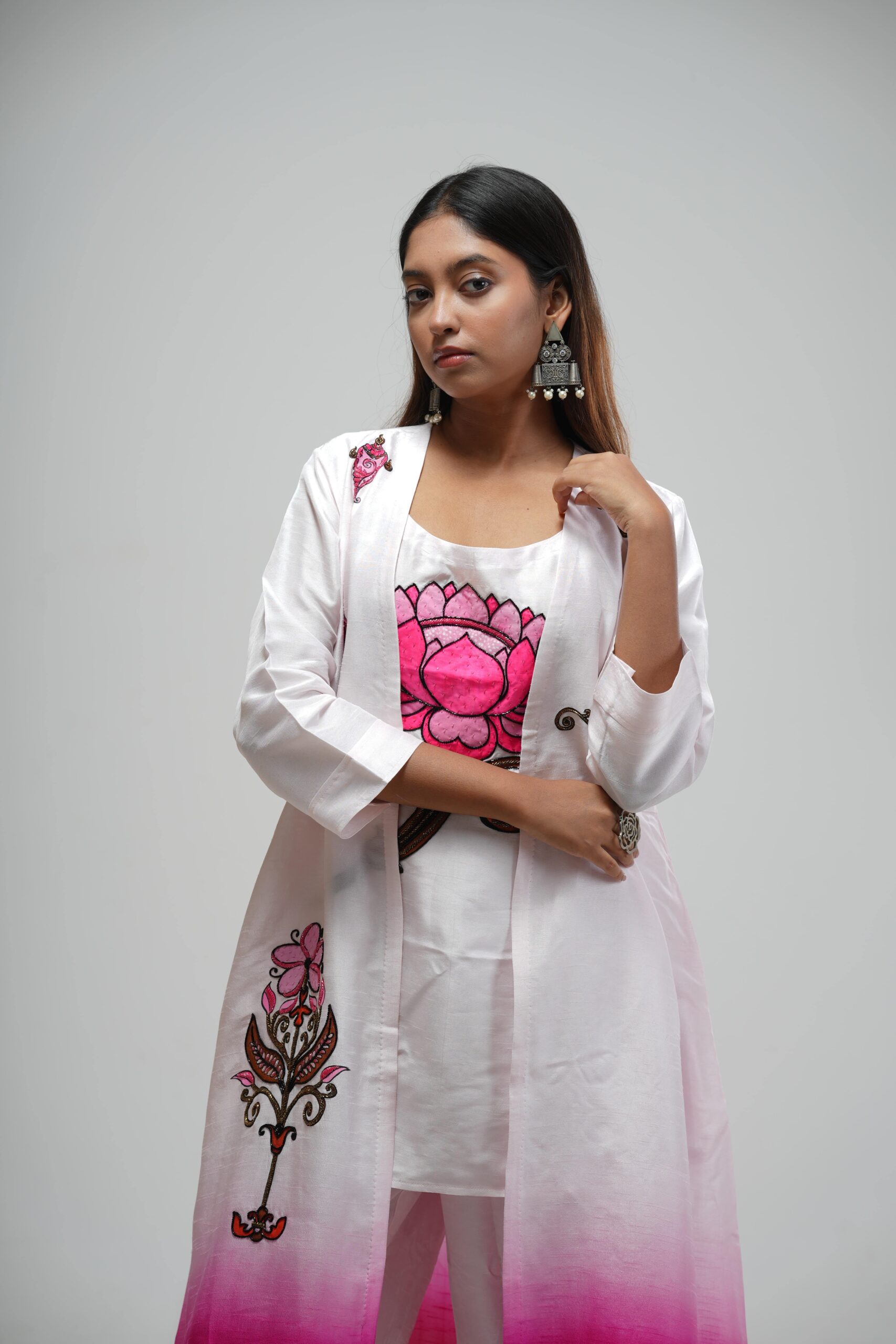 Elegant Three-Piece Set with Embroidery