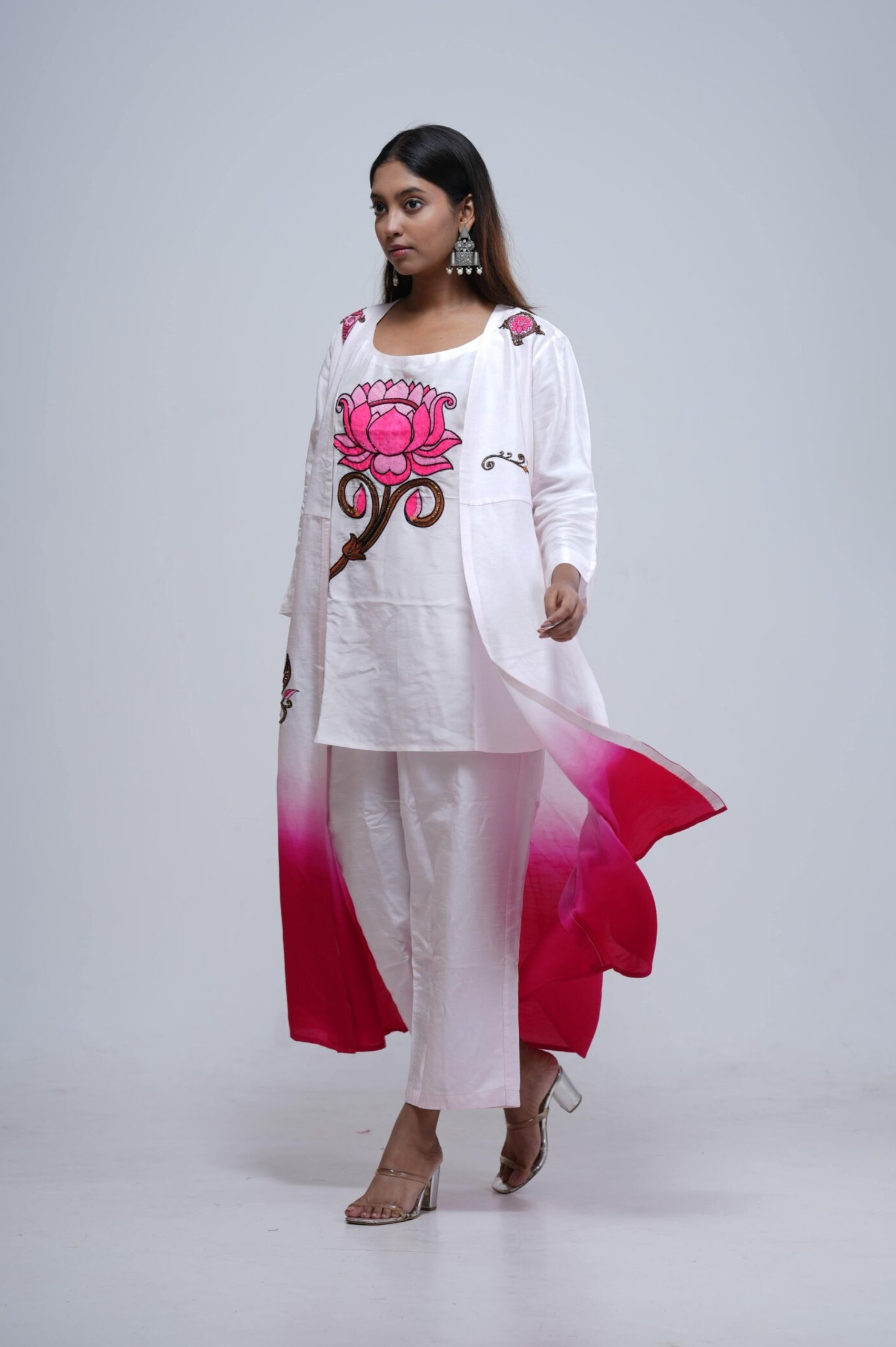 Elegant Three-Piece Set with Embroidery thumbnail