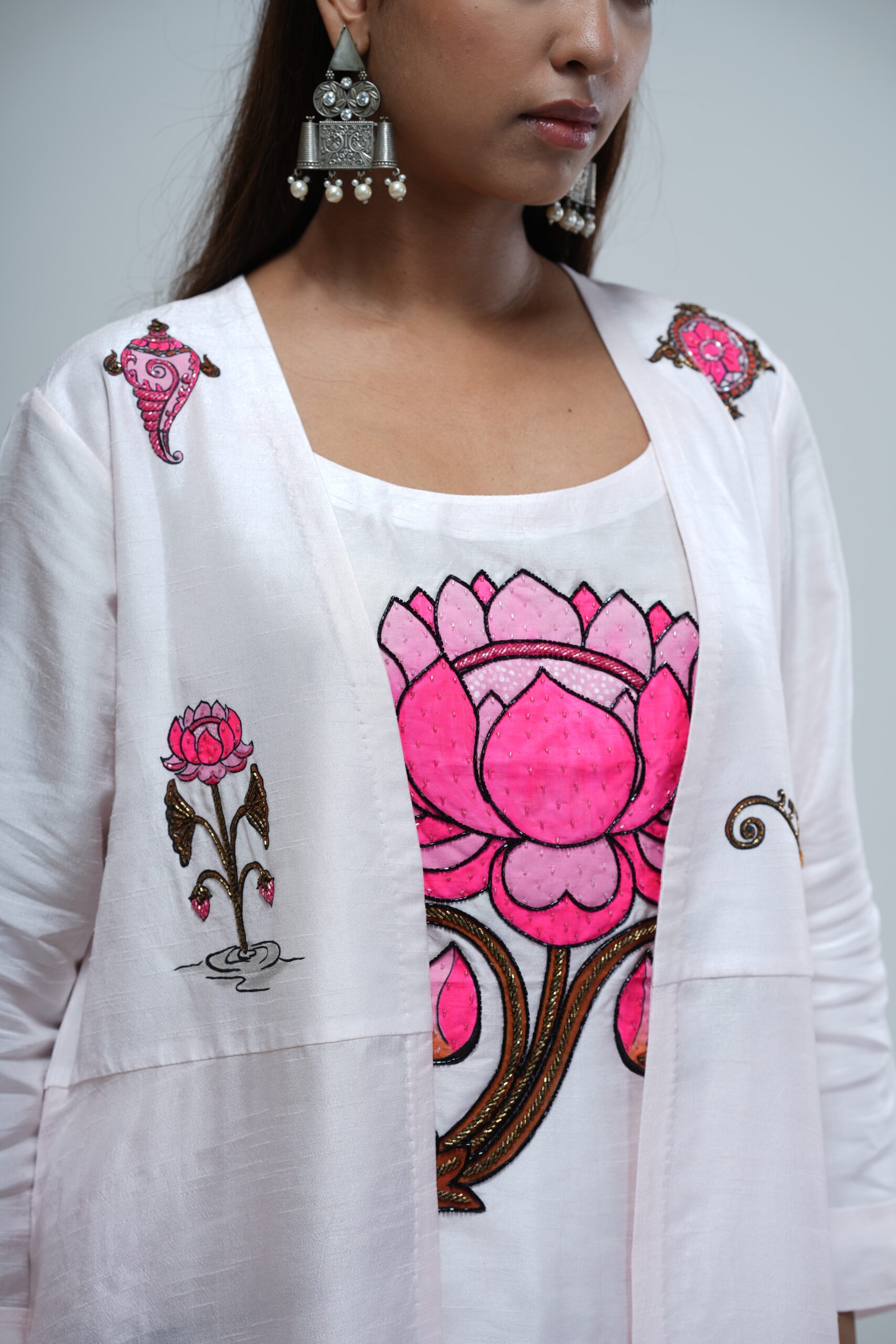 Elegant Three-Piece Set with Embroidery thumbnail